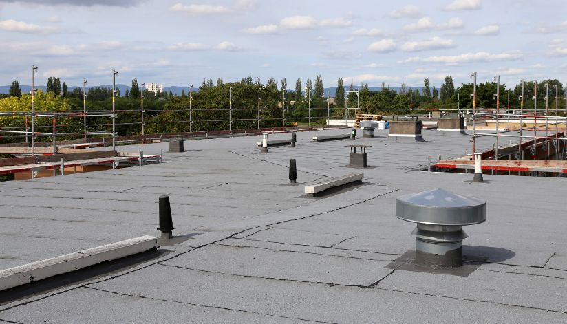 ledegar-roofing-commercial-seams-and-joints-roofing-inspection